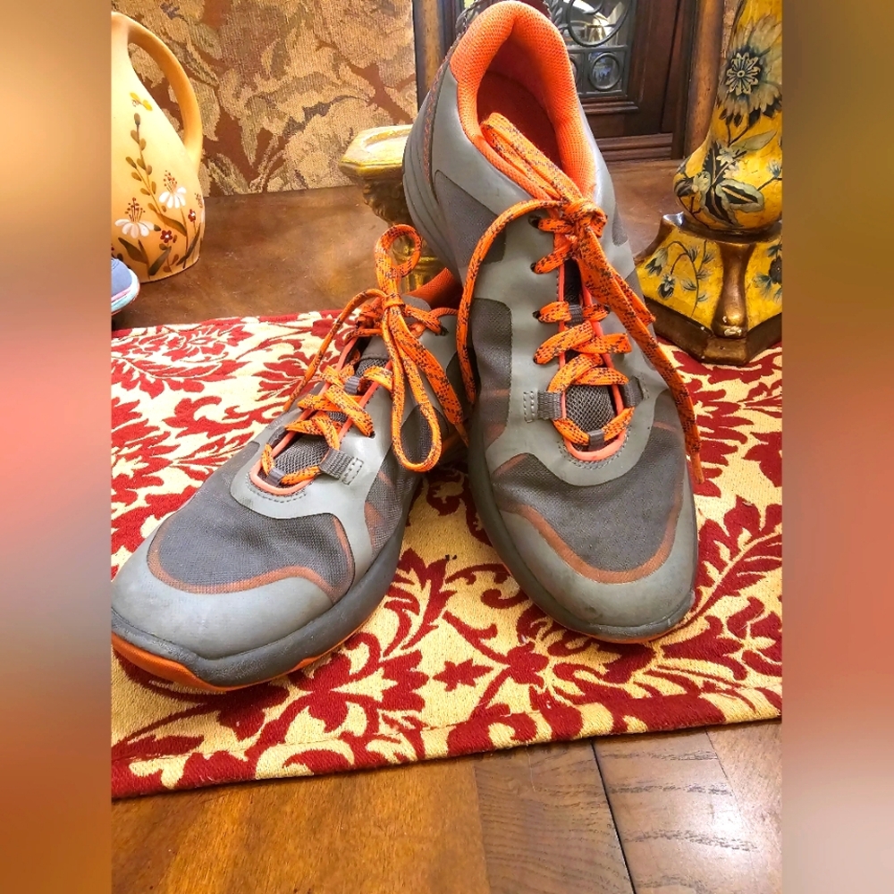 CLARKS WAVE WALK SNEAKERS